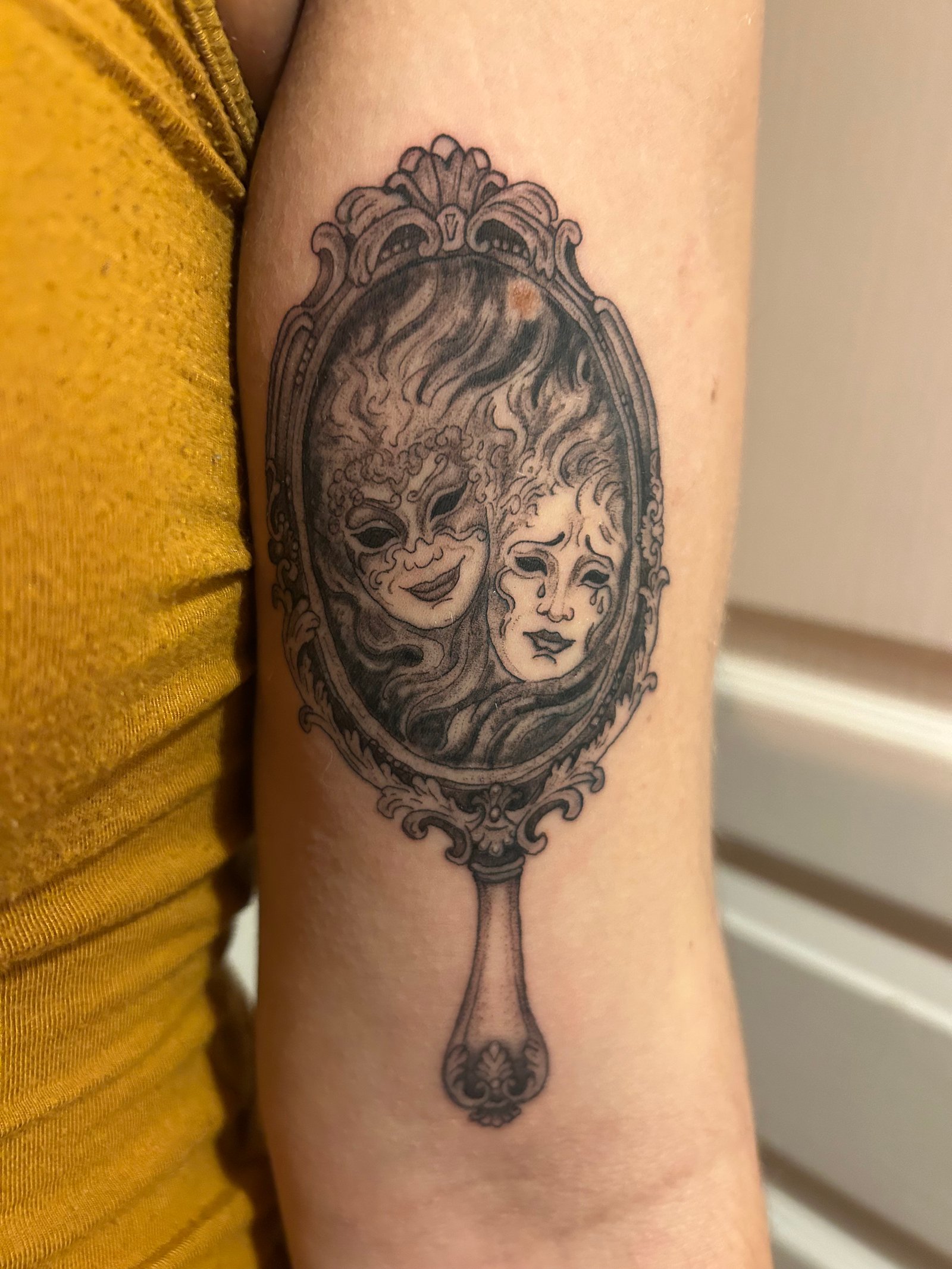 Tatouage L'Encre du Lyon